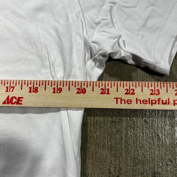 Apple Park Tee White Minimalist Ring Logo XL - Picture 6 of 7